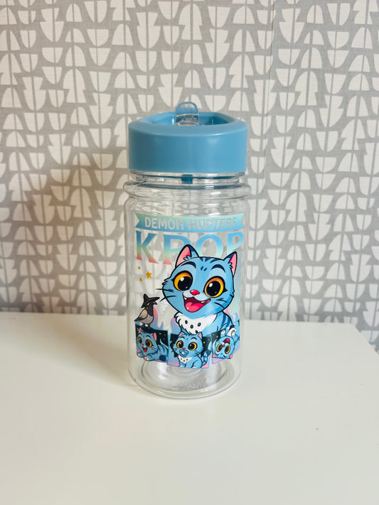 Demon Hunters KPOP Cat Bottle – Purr-fect Hydration with a Kawaii Twist! 🐾💫